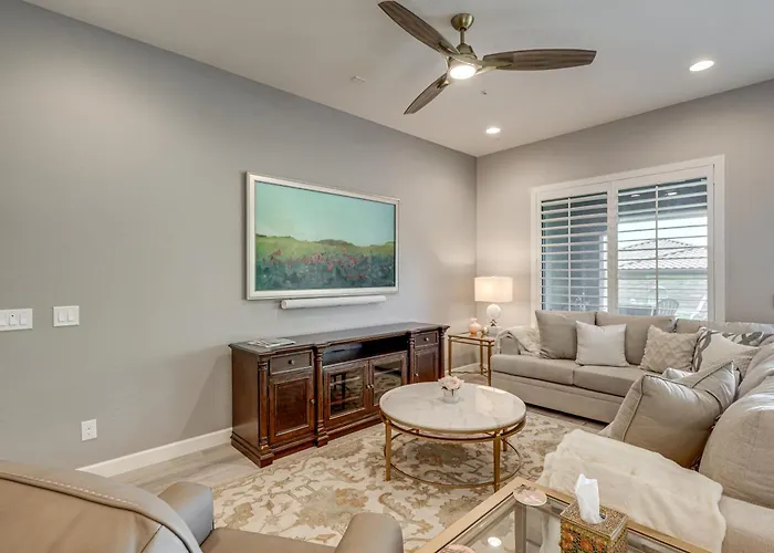 Elegant W/ Various Perks In Peoria! Peoria