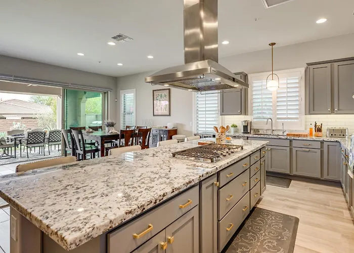 Elegant W/ Various Perks In Peoria! * Peoria