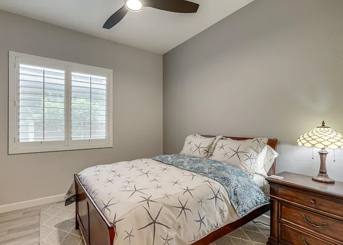 Elegant W/ Various Perks In Peoria! Peoria