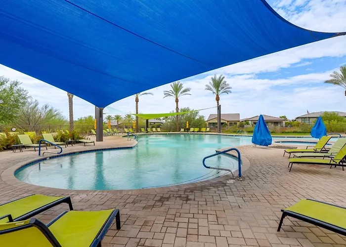 Holiday home Elegant W/ Various Perks In Peoria!